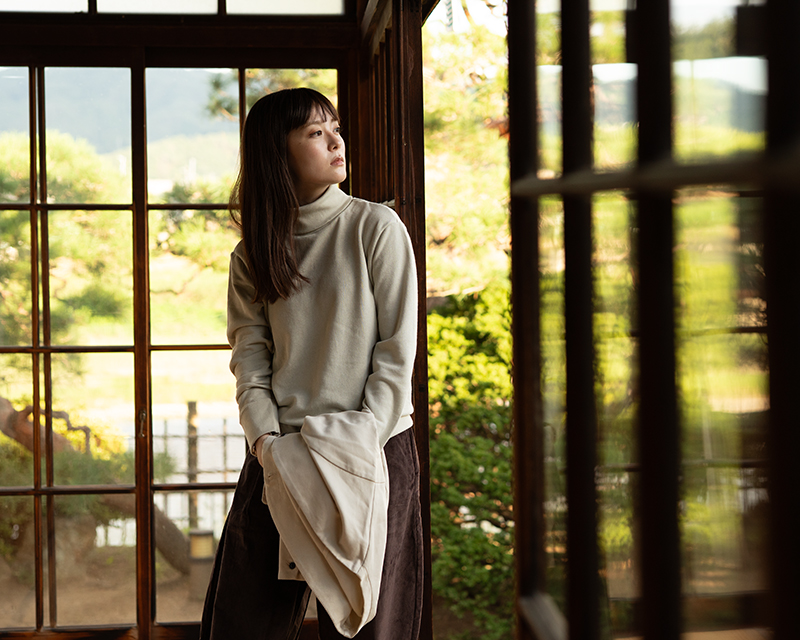 サスティナブルライン新色：ストーン